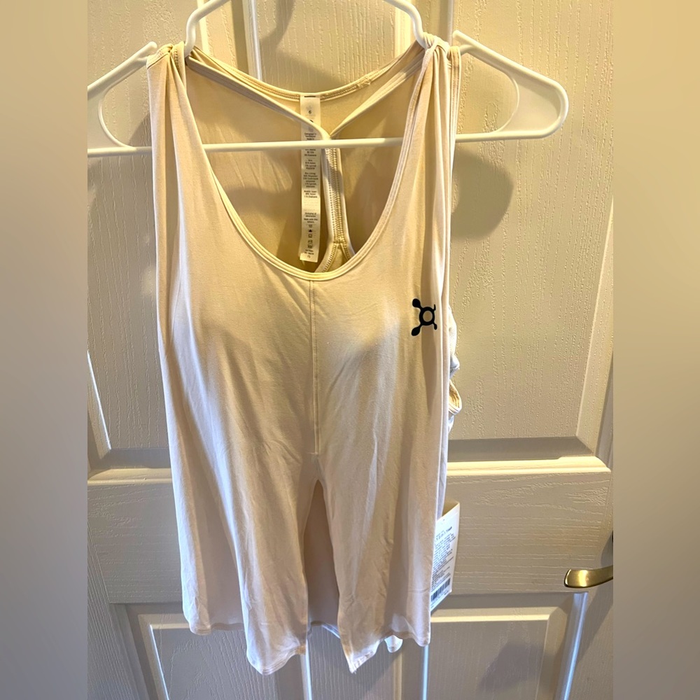 Lululemon Flow Yoga Tank NEW with tag
